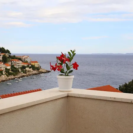 Feriehus In Korcula With Sea View Zavalatica