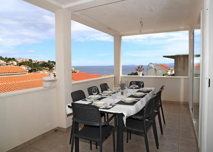 In Korcula With Sea View 度假居 *